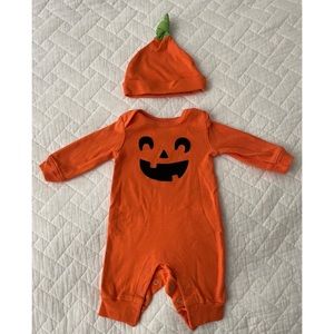 Newborn Pumpkin Costume / Outfit